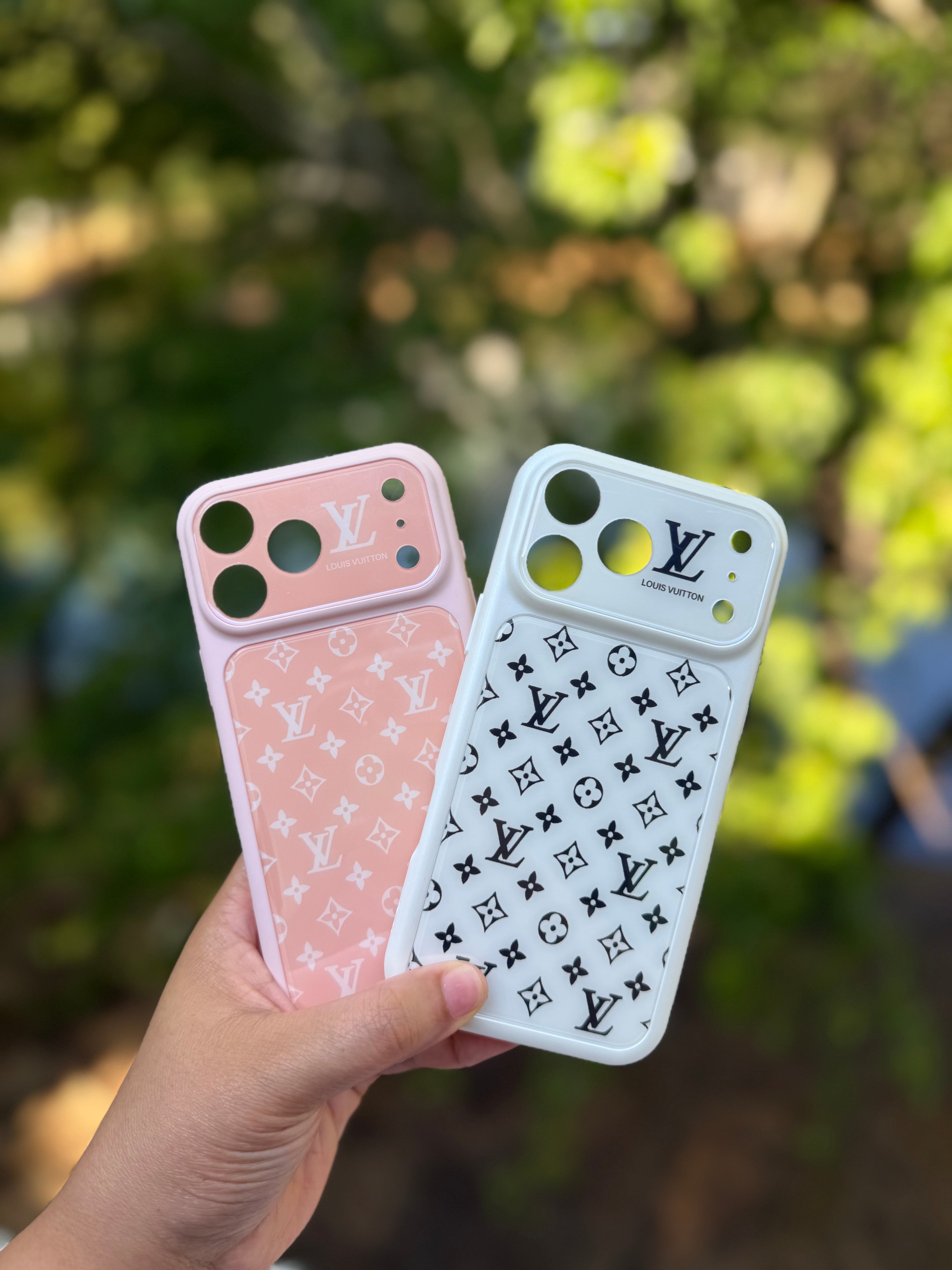 Signature Monogram Case