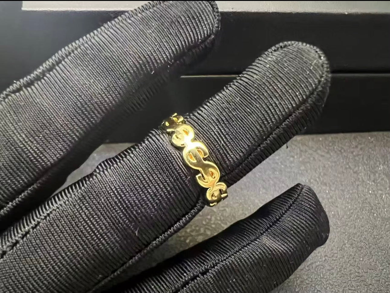 Money Moves Ring