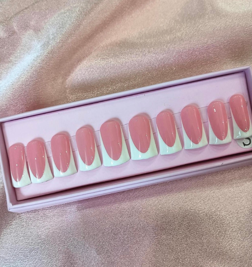 French Tip Press Ons